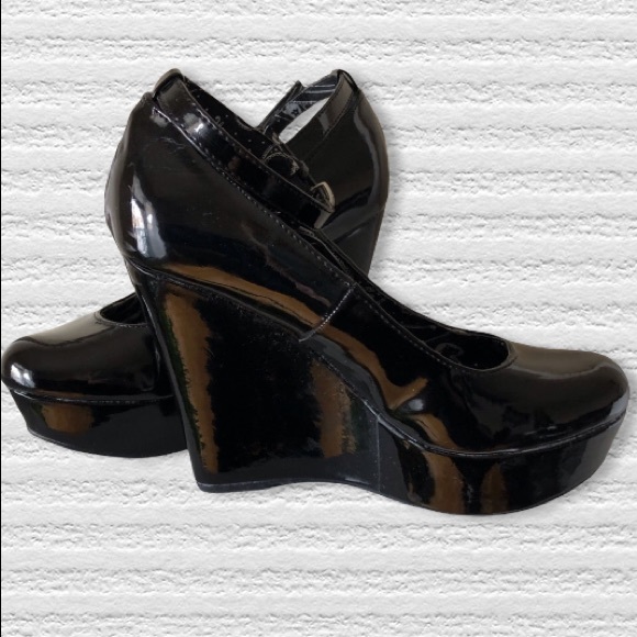 Dollhouse Shoes - DOLLHOUSE black Pantene  wedge shoes